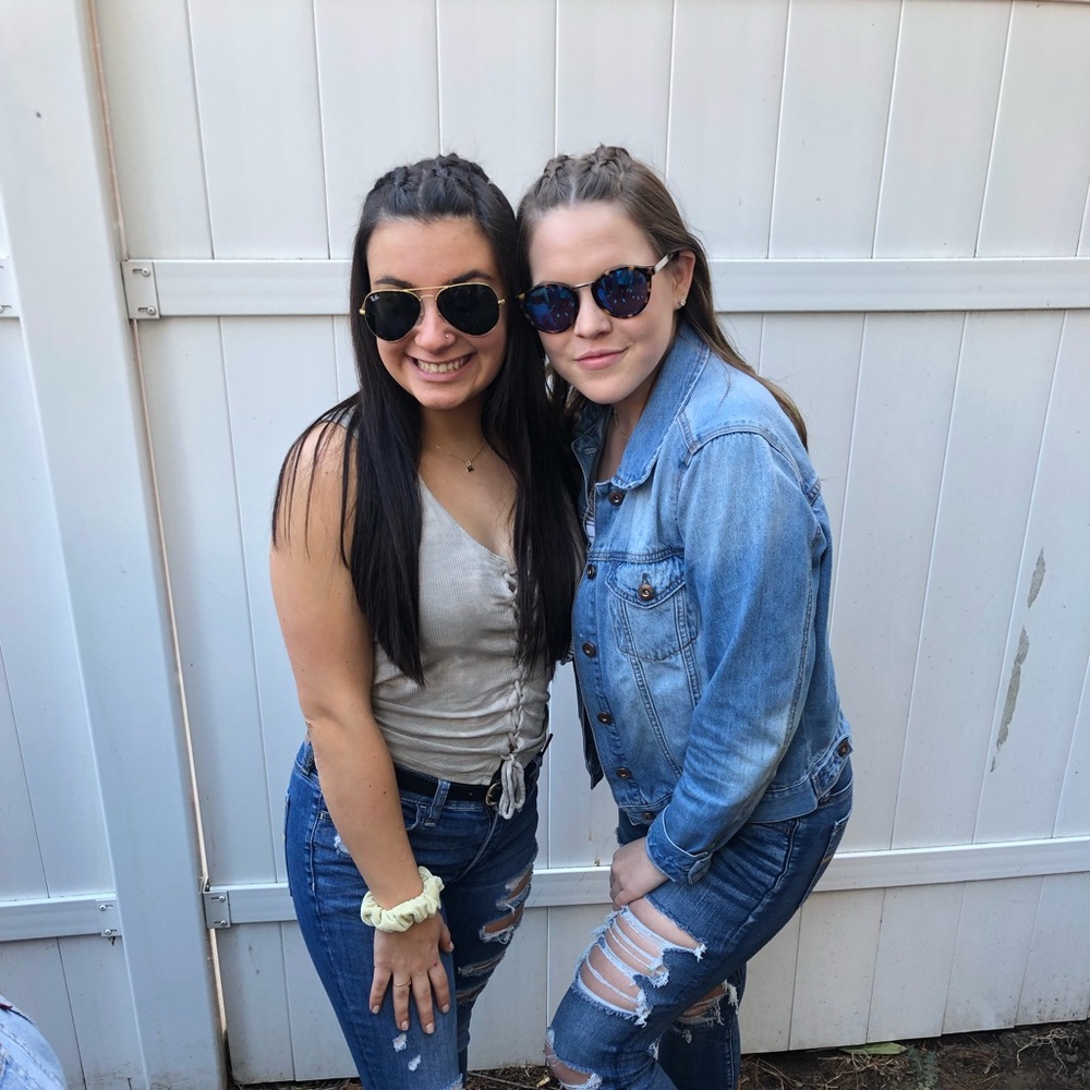 Meet your Posher, Ashley